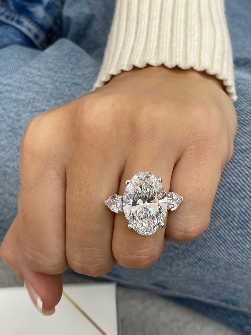 Bar Engagement Ring 12 Carat White Gold