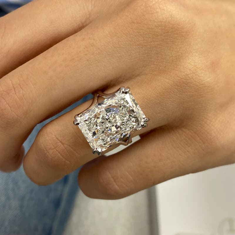 Miran Engagement Ring 10.10 Carat White Gold